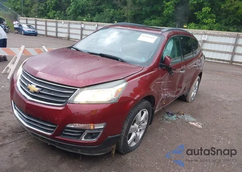 2017 Chevrolet Traverse Premier z USA, uszkodzony, nr VIN 1GNKVJKD0HJ118529